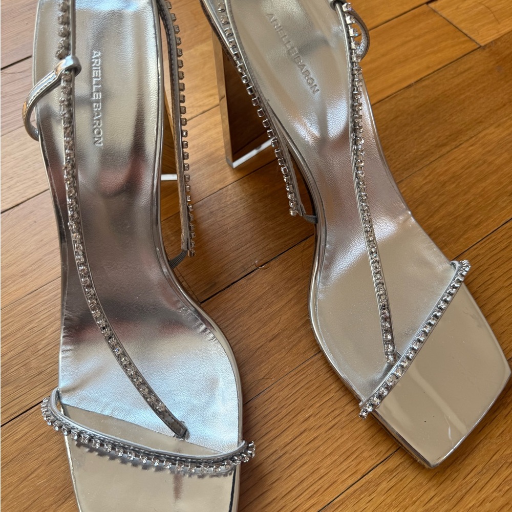ARIELLE BARON
Narcissus 95 Heel - Picture 6 of 10